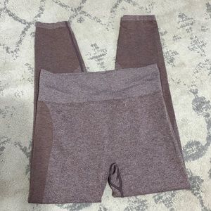 Pink active contour leggings